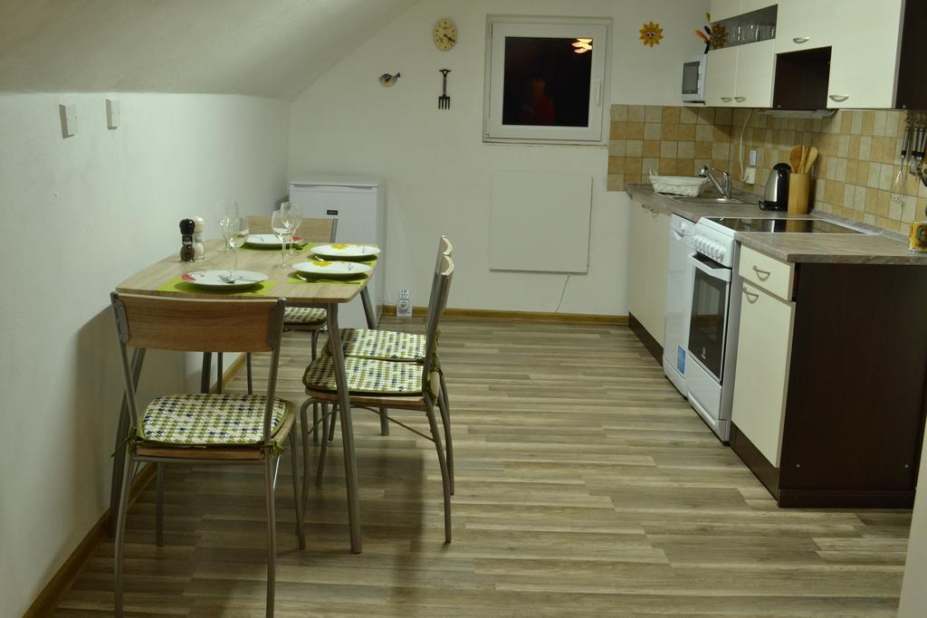 Apartman75 Tisnov Rom bilde